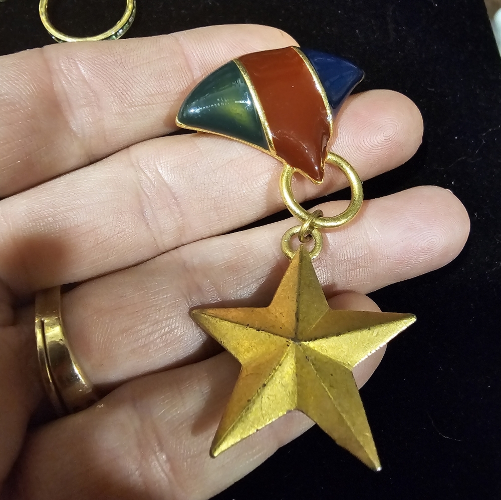 Vintage m jent signed brooch navy red blue green